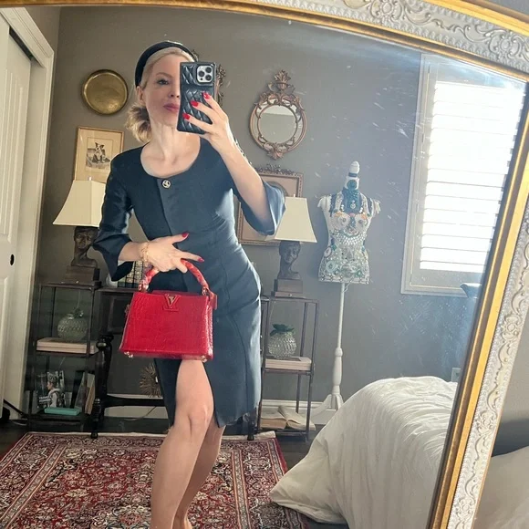 Louis Vuitton dress coat 💯 silk size 2 STUNNING - Picture 15 of 15